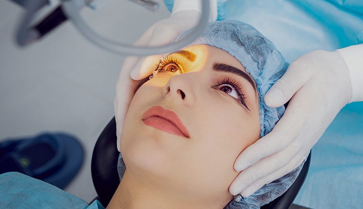 عمل لیزیک چشم در گیلان | اصلاح دید بدون عینک با تکنیک‌های روز
