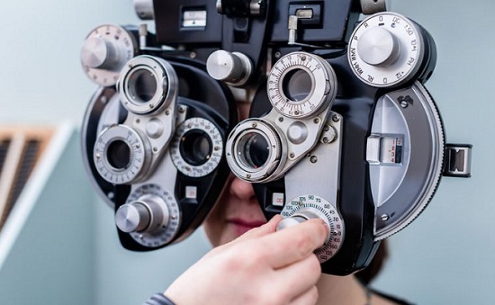 کلینیک چشم‌پزشکی در گیلان با تجهیزات پیشرفته و پزشک متخصص